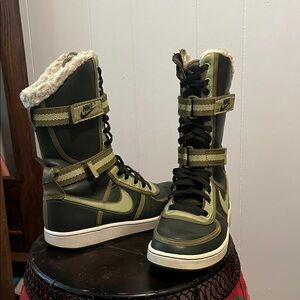 Nike Women's Vandel Venti Boots Nike 7.5  Vandal Venti Hi Green Dunk Rare AF1